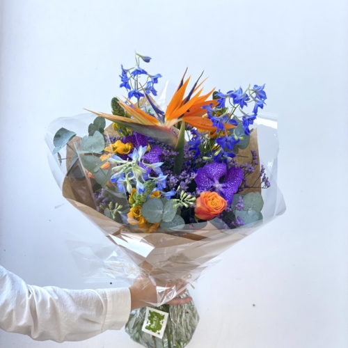 Zodiac inspired Bouquet of the month Gemini 21st may - 21 June